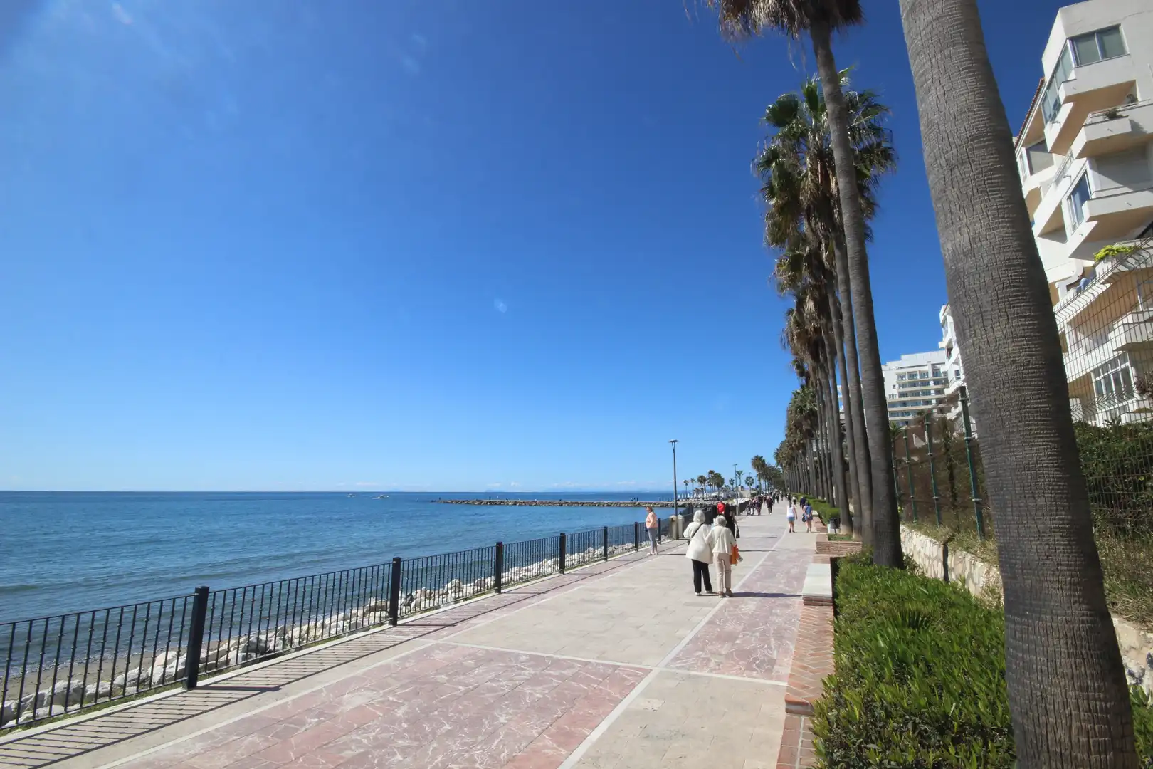 Außenansicht von Geschaftsraum zur Miete in Marbella