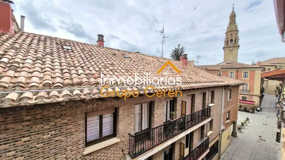 Exterior view of Flat for sale in Santo Domingo de la Calzada  with Heating, Storage room and Furnished