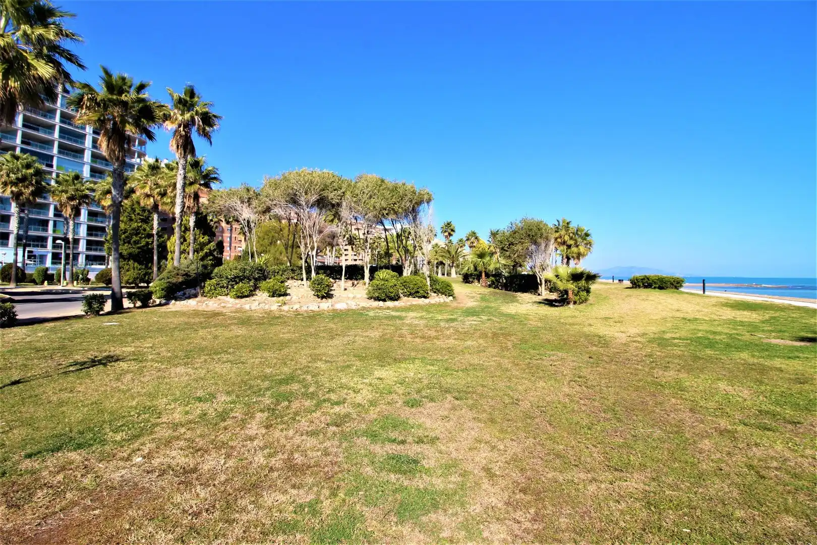 Apartments for sale in Oropesa del Mar / Orpesa  with Air Conditioner, Private garden and Terrace