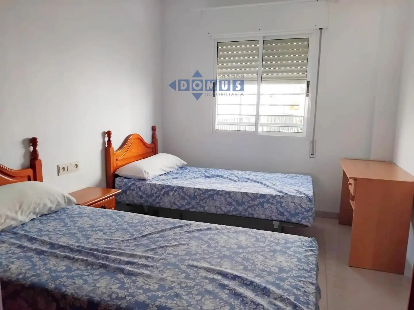 Habitación de Piso de alquiler en Ronda con Aire acondicionado, Terraza y Amueblado