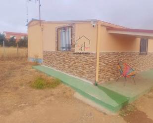 Casa o xalet en venda a Claveles, Miranda de Azán