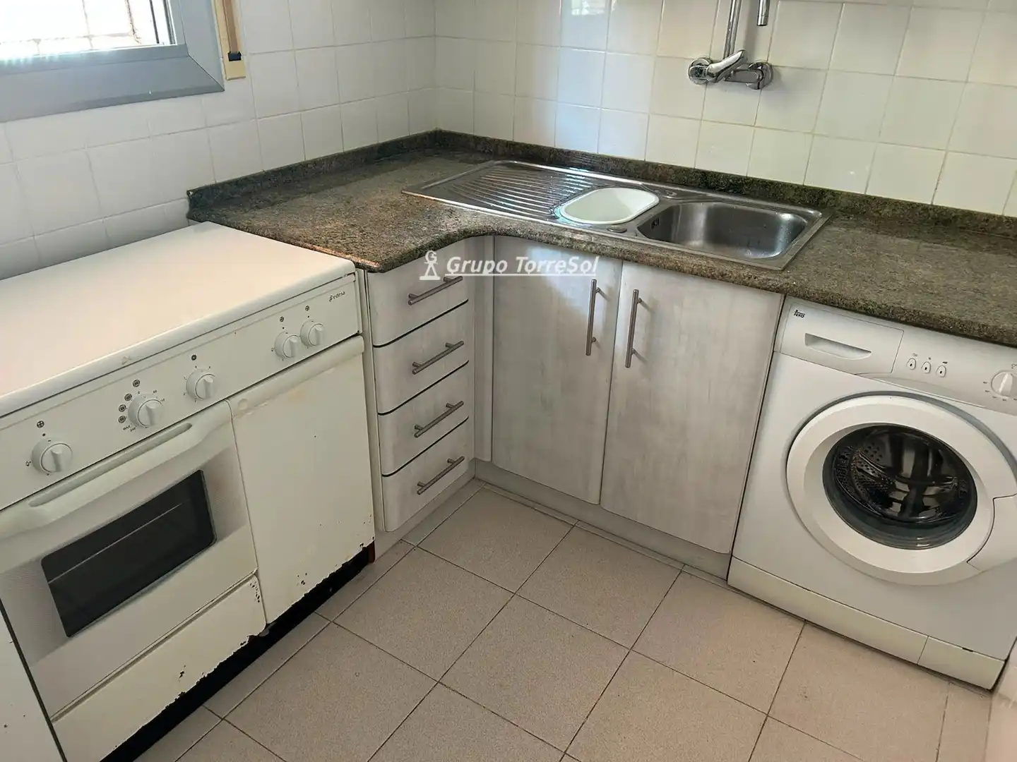 Küche von Wohnung zum Verkauf in Torredembarra mit Terrasse