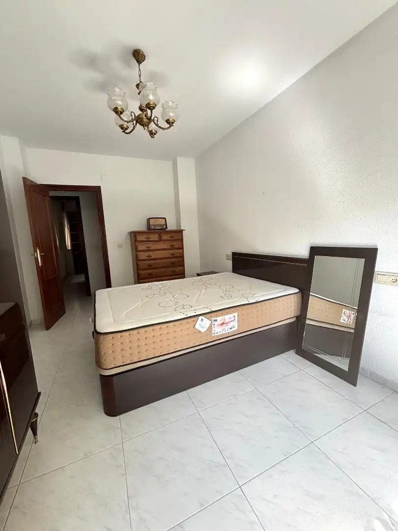 Wohnung zur Miete in Calle Obispo Varela, 2, Miralvalle - Av. Virgen del Puerto - La Data