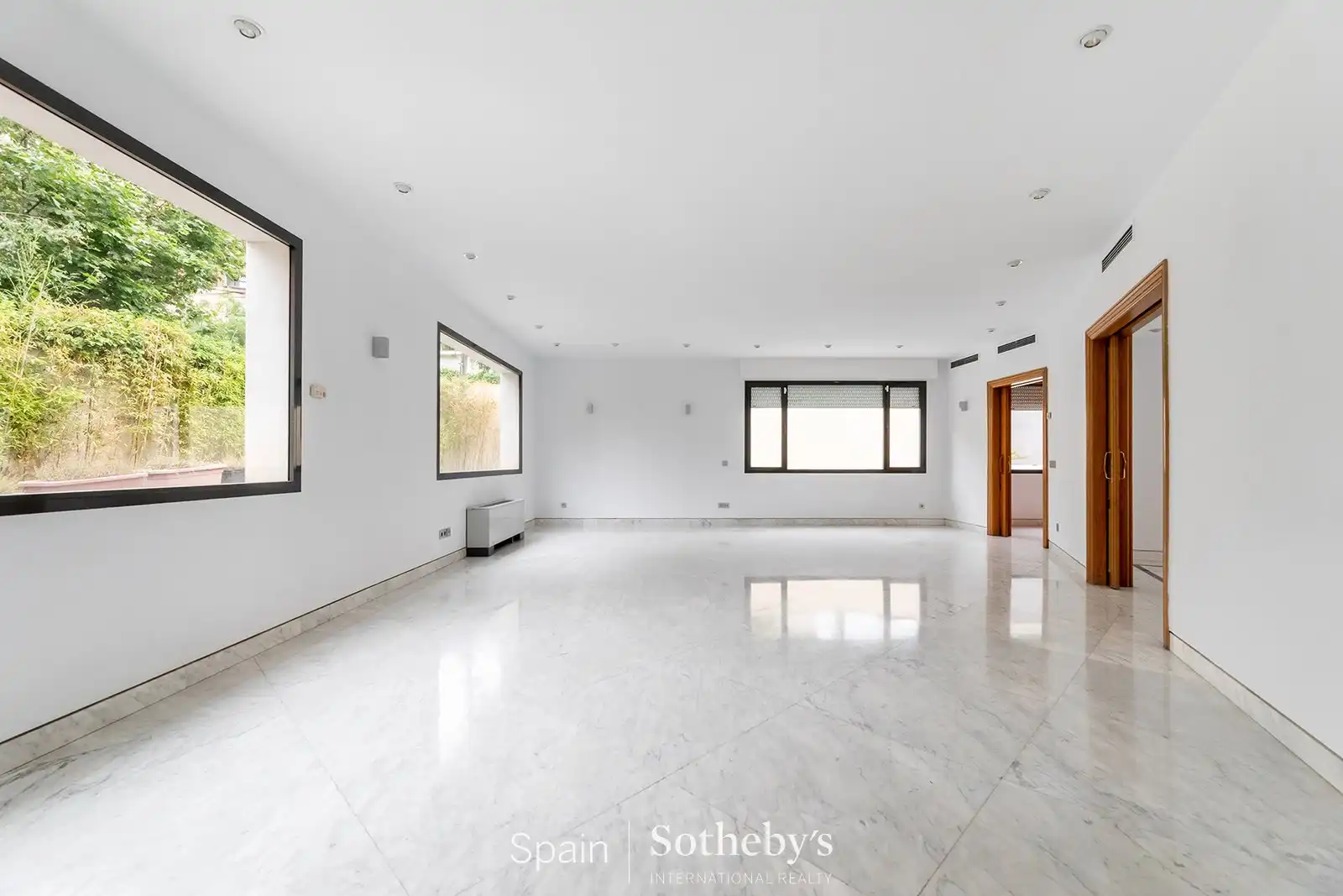 Houses for rent in Madrid  with Air Conditioner, Heating and Private garden