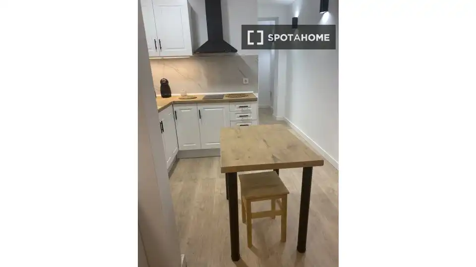 Cocina de Piso de alquiler en Valencia con Aire acondicionado, Calefacción y Amueblado