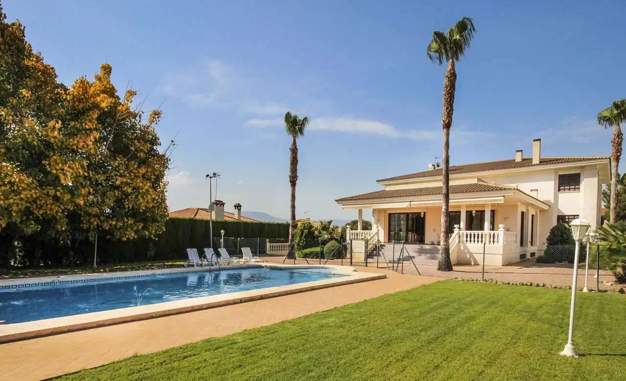 Villa avec piscine à vendre à Rincón de Loix