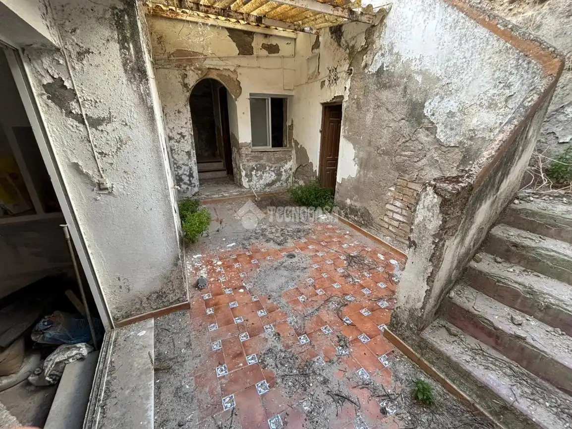 Casa adosada en venda en Écija