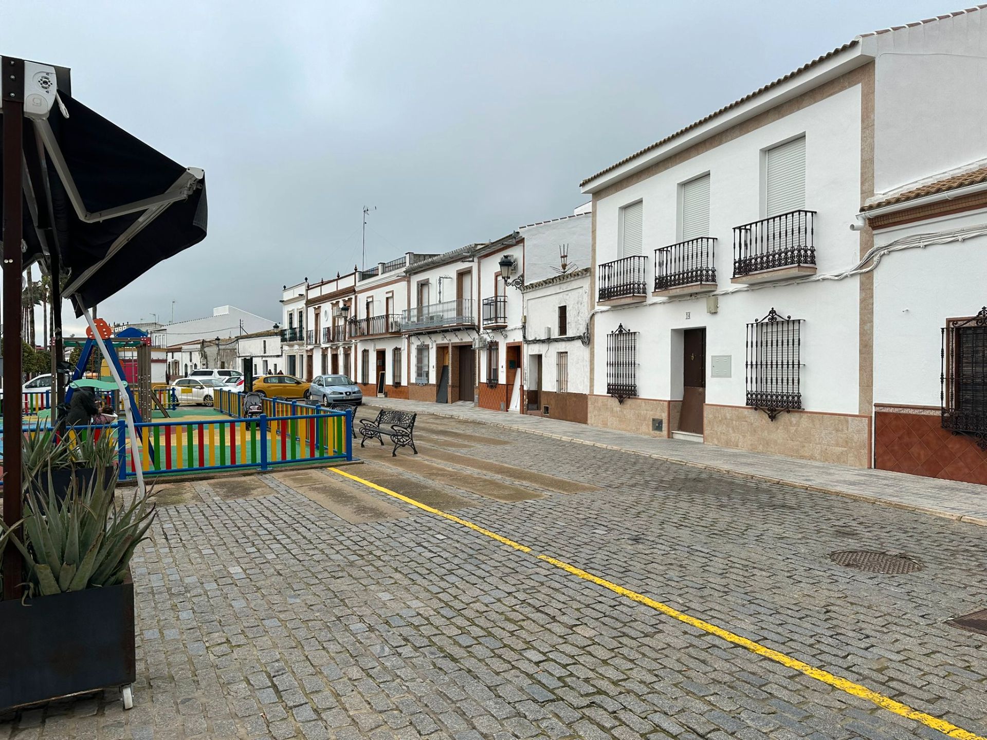 Vista exterior de Casa o xalet en venda en Carrión de los Céspedes amb Aire condicionat, Piscina i Moblat
