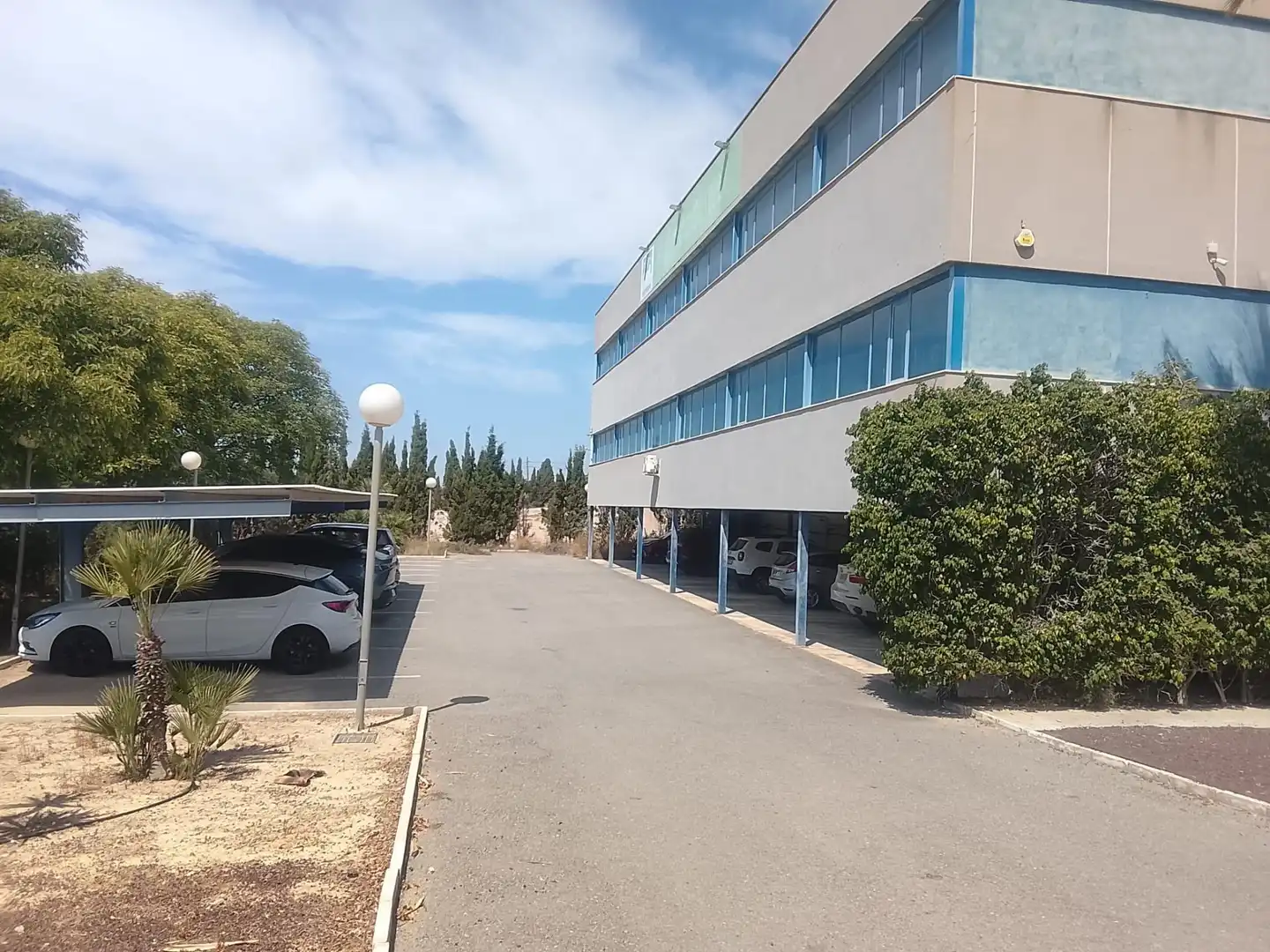 Nau industrial en venda a El Altet