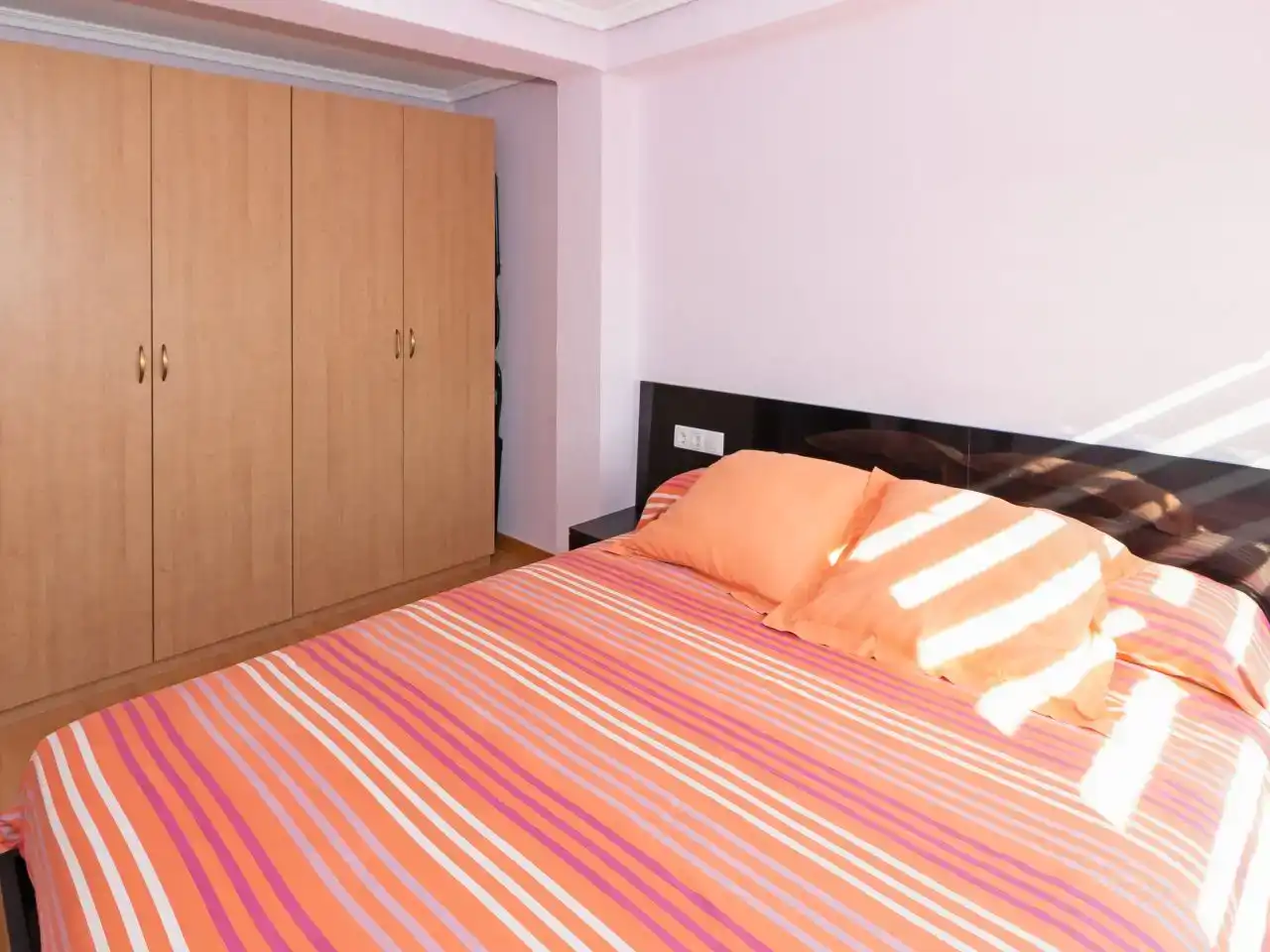 Schlafzimmer von Wohnung zum Verkauf in  Valencia Capital mit Klimaanlage
