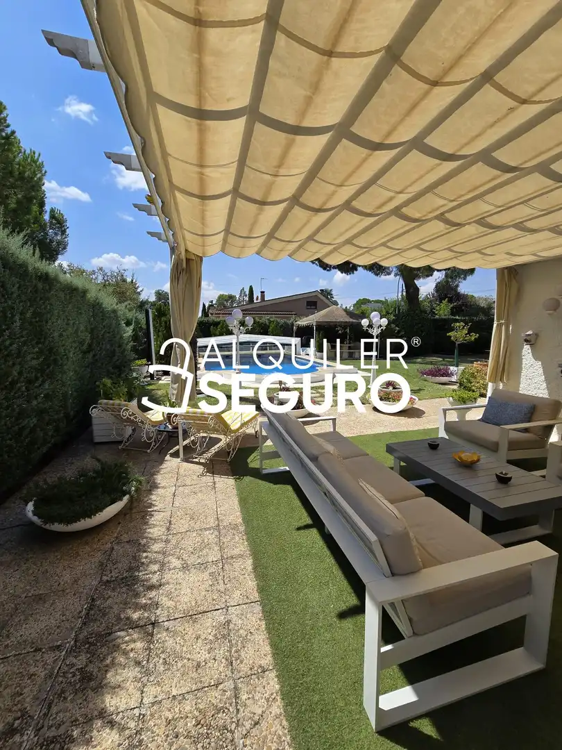 Garden of Houses for rent in Nuevo Baztán  with Air Conditioner, Heating and Terrace