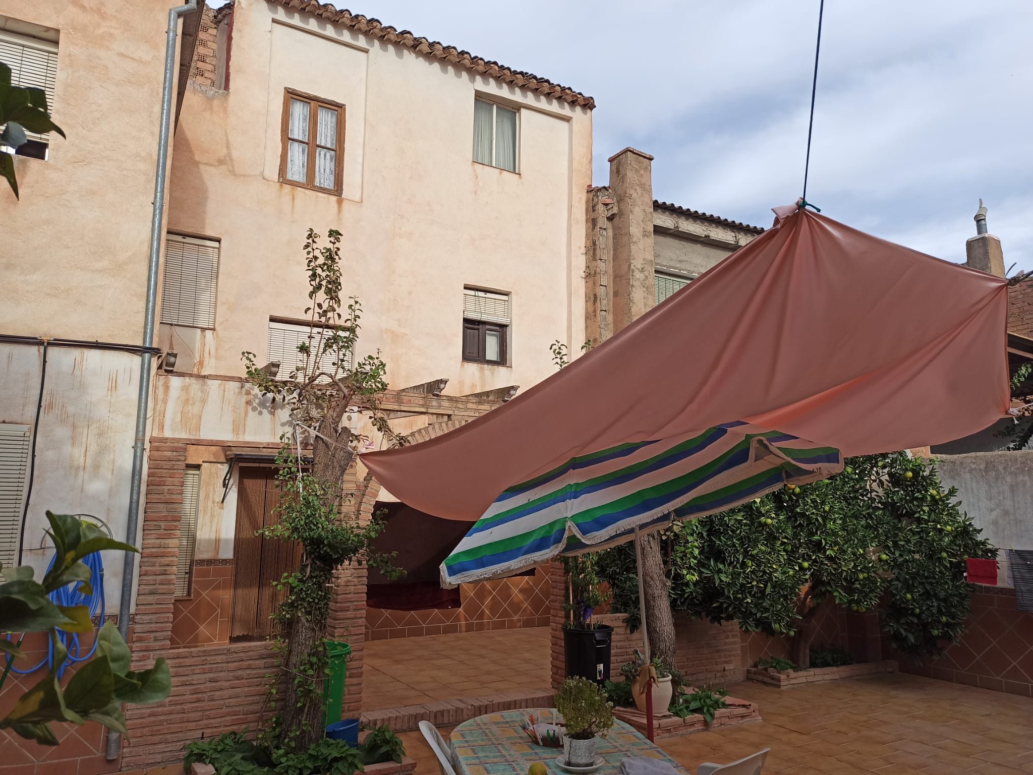 Vista exterior de Casa o chalet en venta en Dúrcal con Terraza