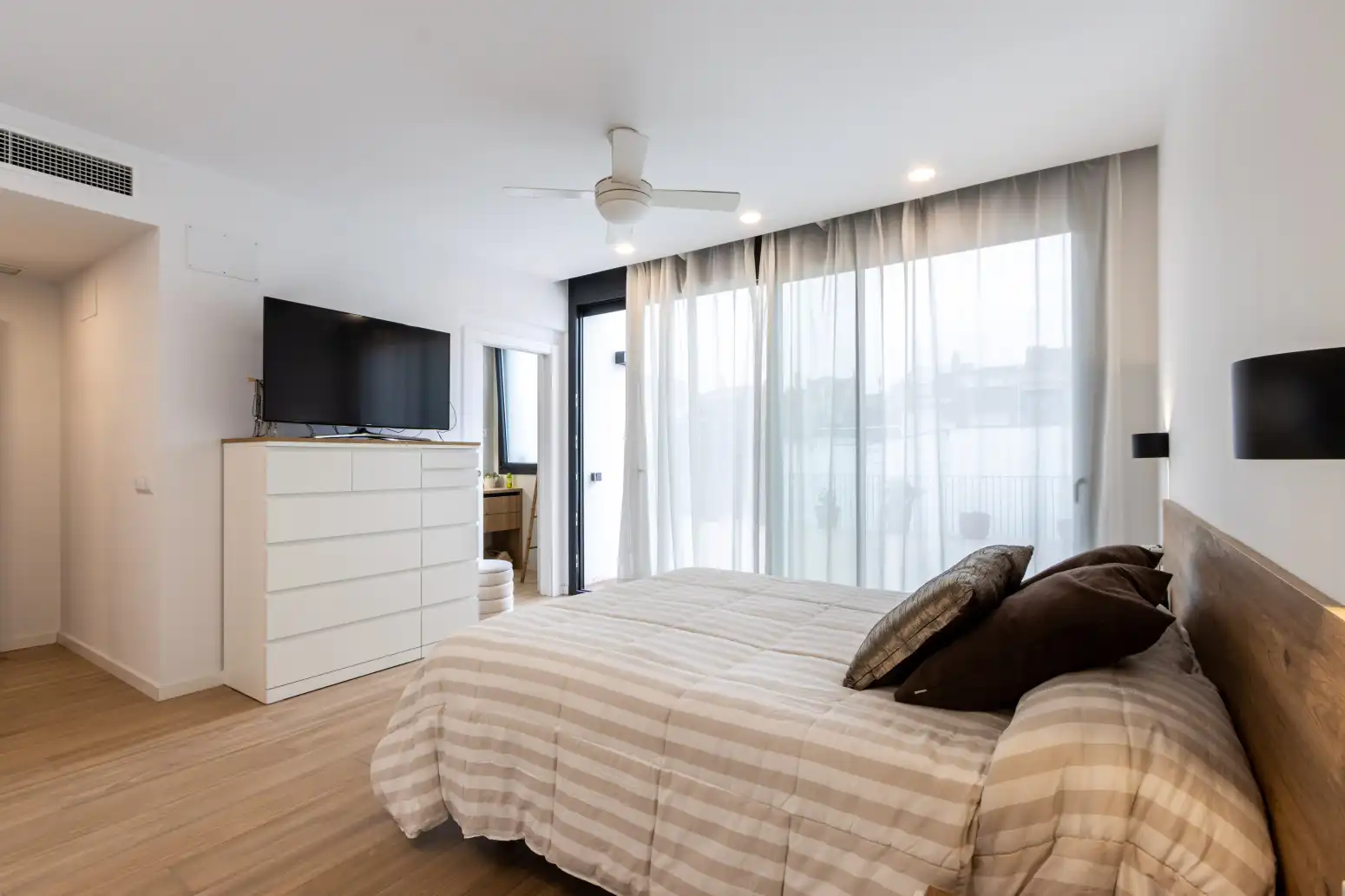 Bedroom of Houses for sale in Ponent