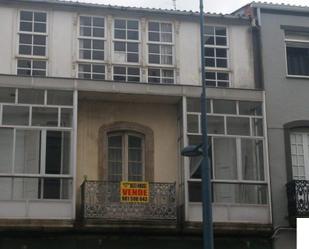 Building for sale in Neda