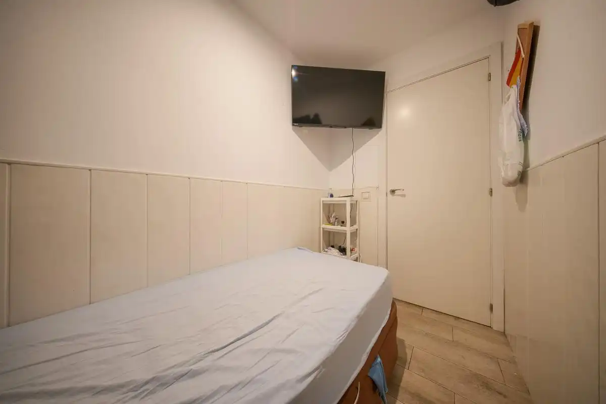 Dormitori de Planta baixa en venda en Madrid amb Calefacció