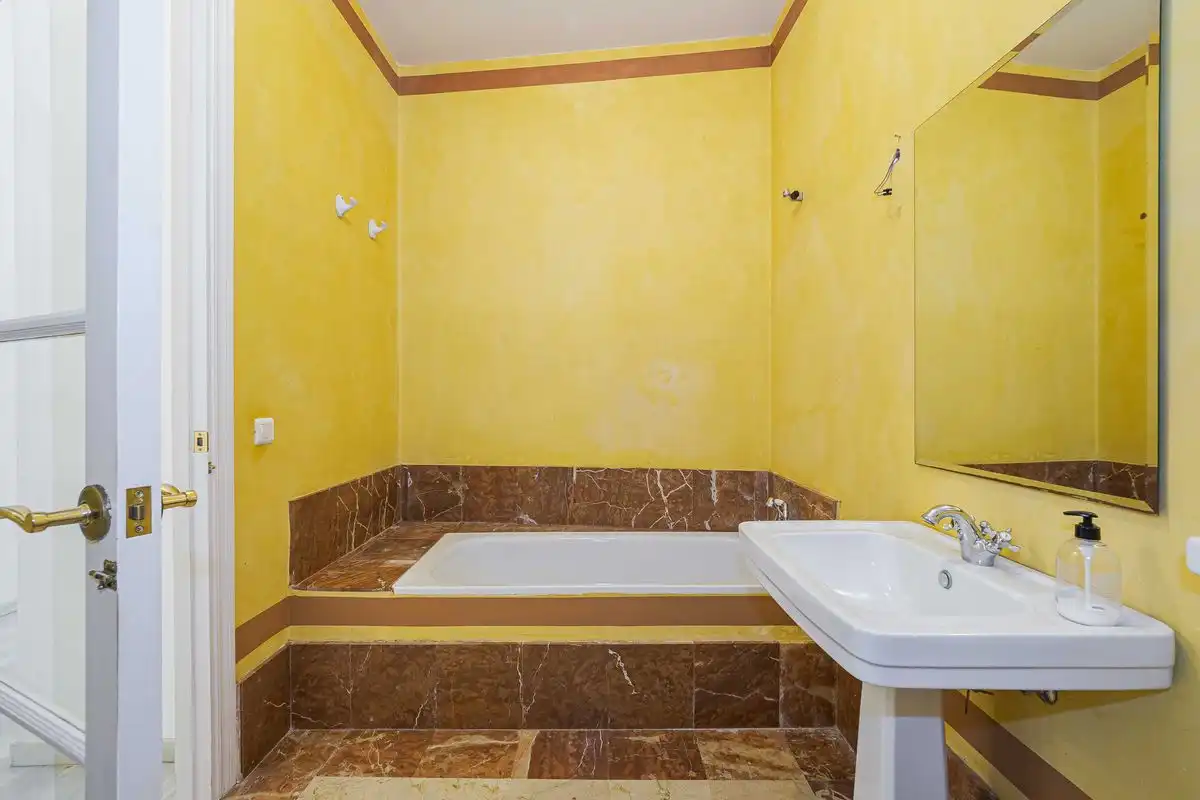 Habitatge amb terrassa en venda a Calle Fernán Caballero, imagen 14
