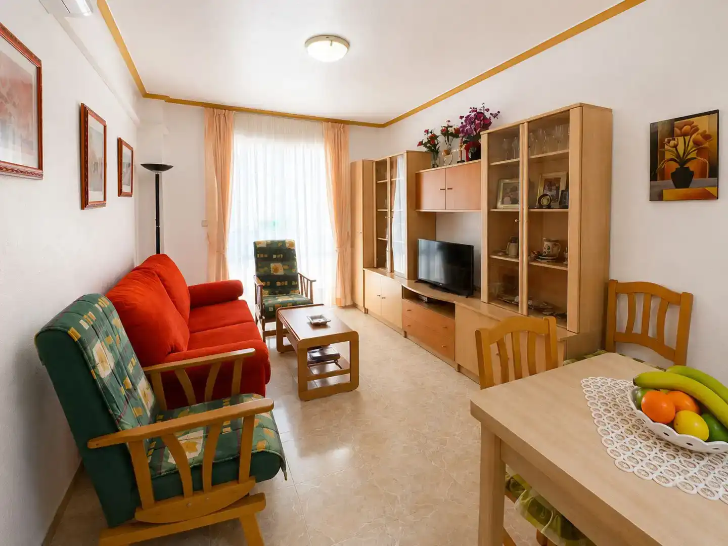 Sala d'estar de Pis en venda en Torrevieja amb Aire condicionat i Balcó