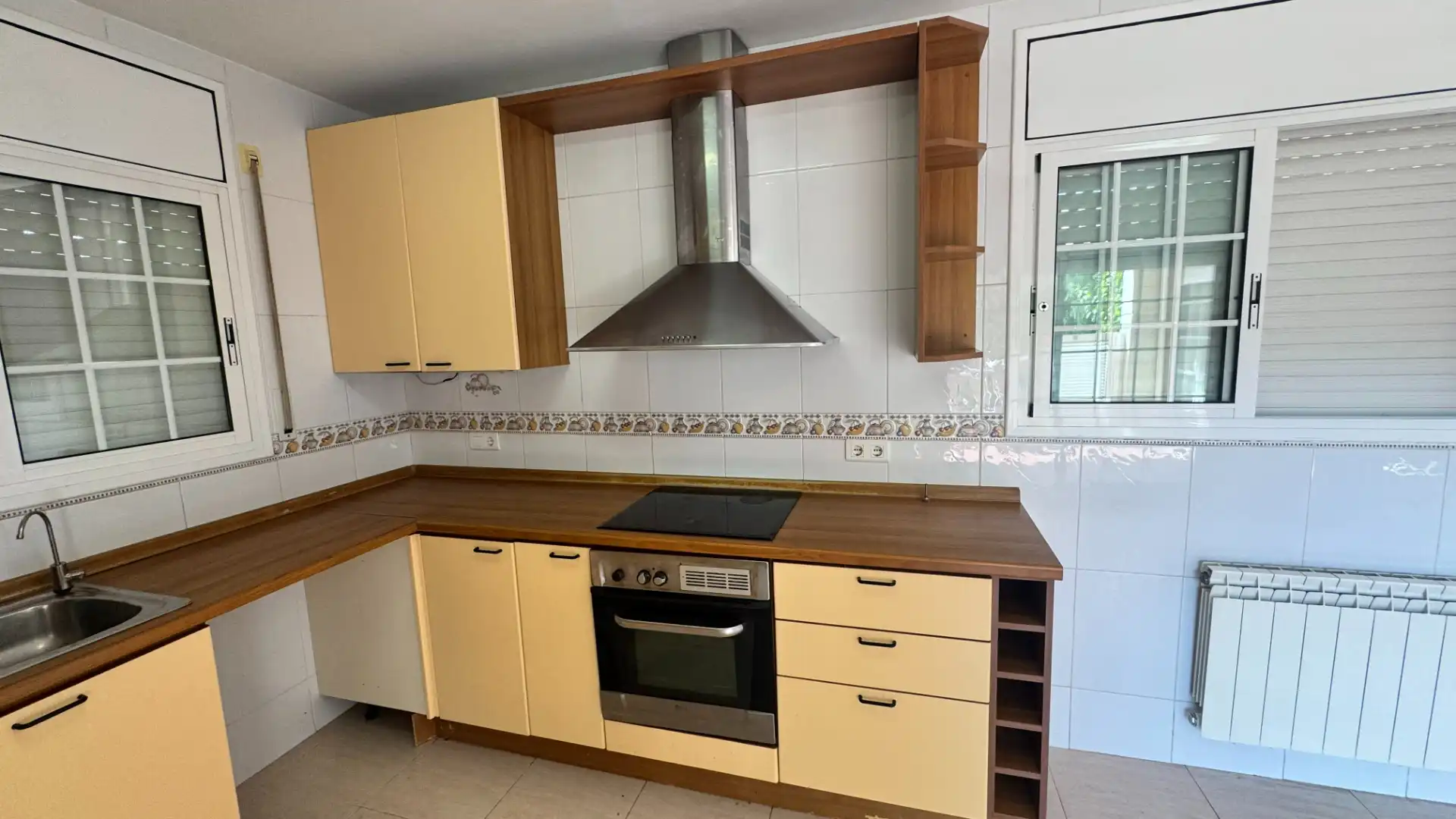 Villa mit Terrasse zum Verkauf in Carrer d'Arnau y Bernat de Vivir, imagen 16
