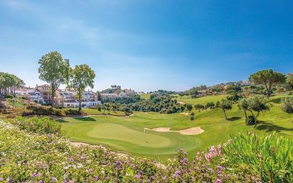 Vista exterior de Casa o xalet en venda en Mijas amb Aire condicionat, Calefacció i Jardí privat