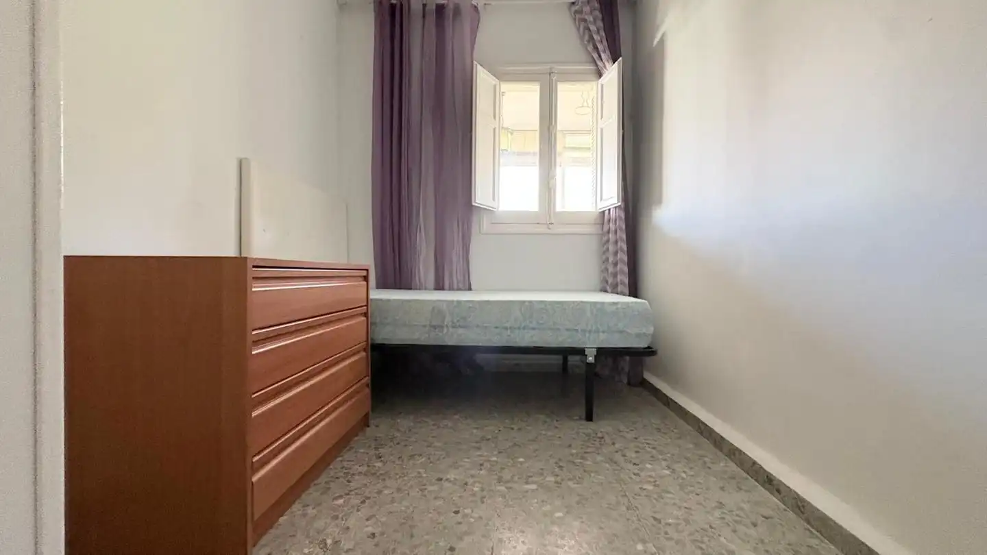 Wohnung zur Miete in Calle Ronda Ancha, Pryconsa - Juan de Austria