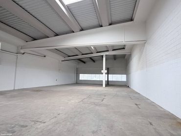 Nave industrielle à vendre à Calle SATURN