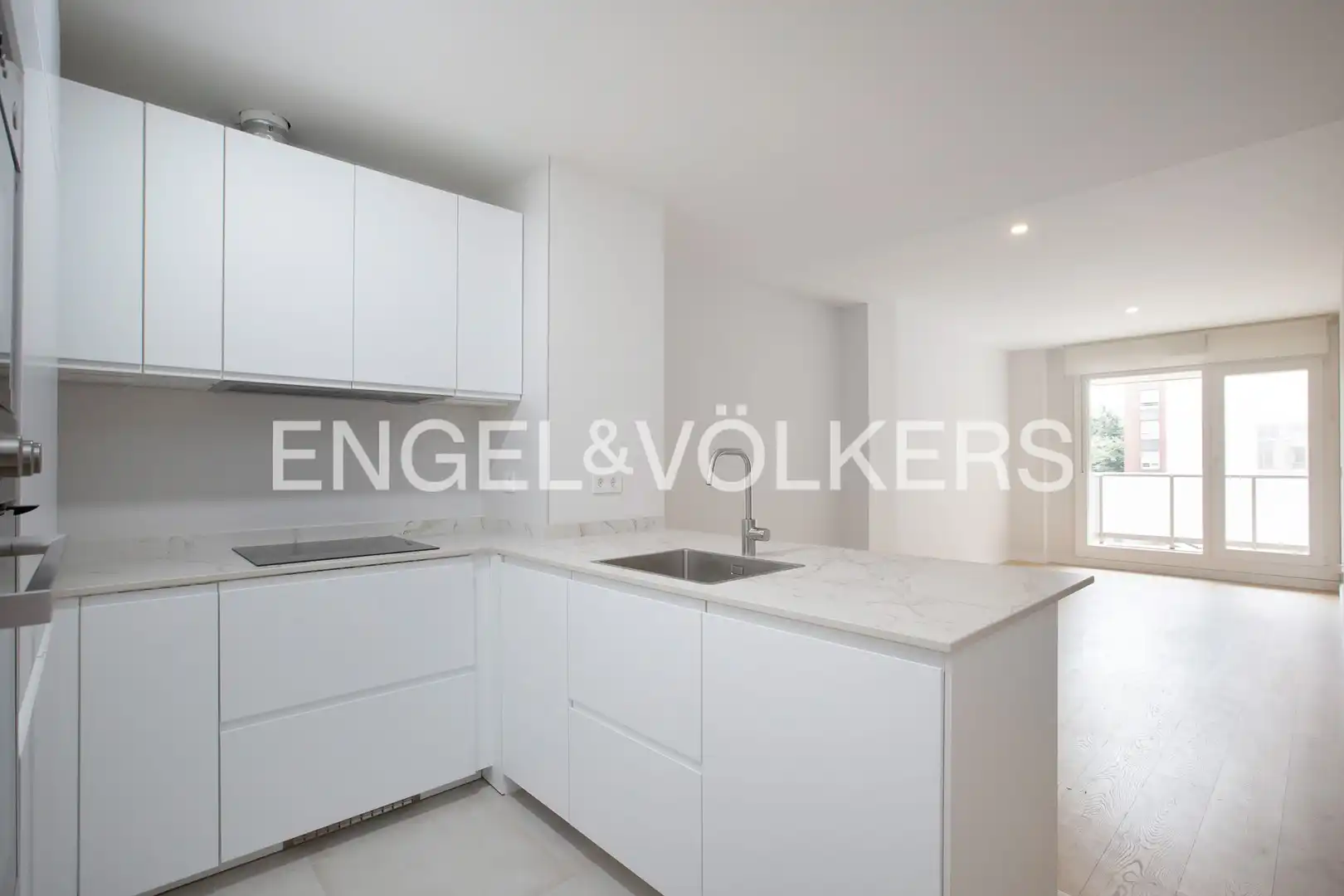 Kitchen of Flat for rent in Getxo   with Heating, Parquet flooring and Terrace
