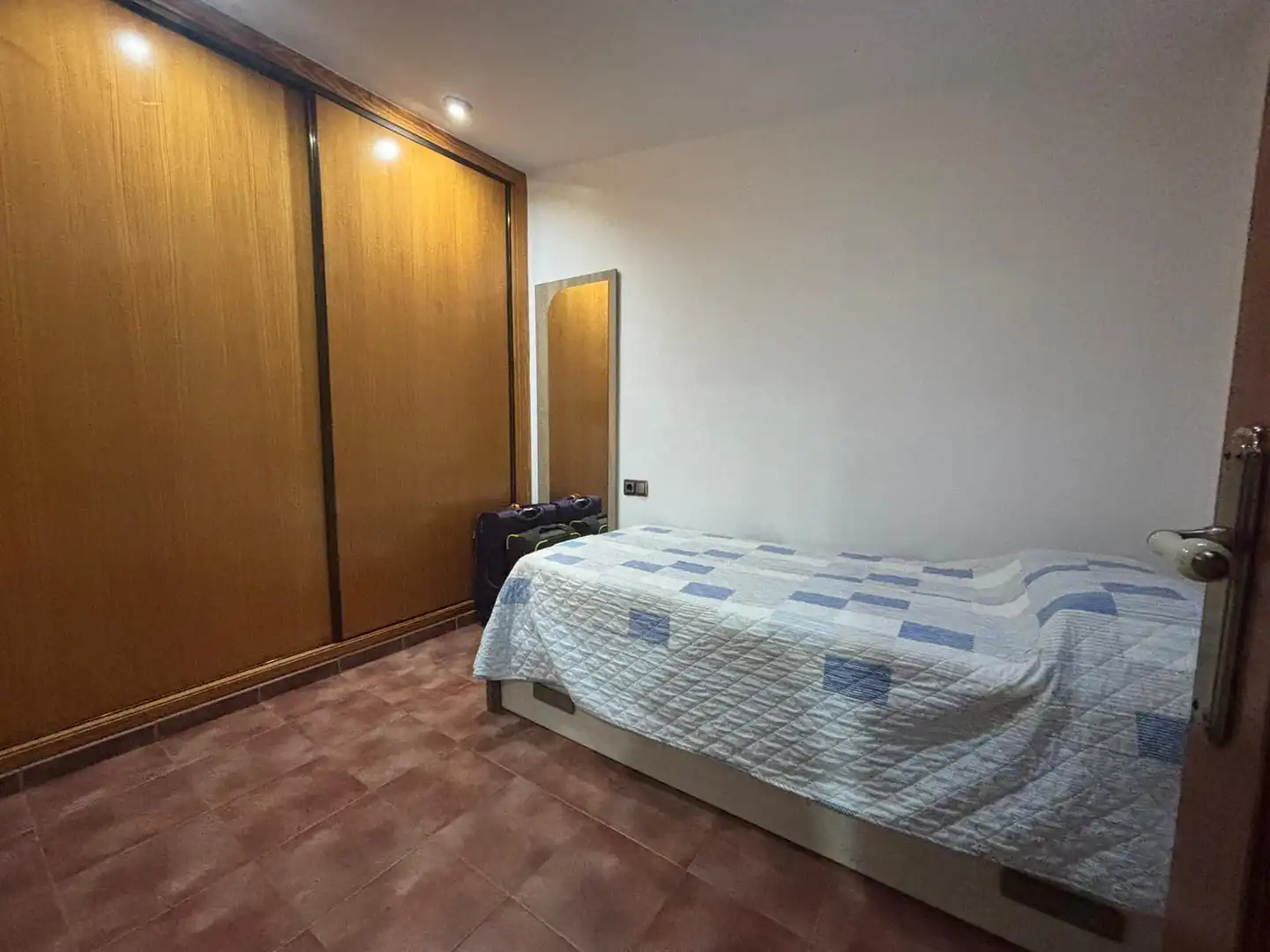 Habitación de Casa adosada en venta en Los Montesinos con Aire acondicionado, Terraza y Amueblado