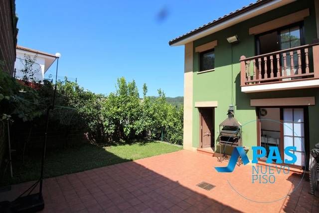 Casa-chalet en Venta en Paseo Ayuntamiento en Solares - Valdecilla