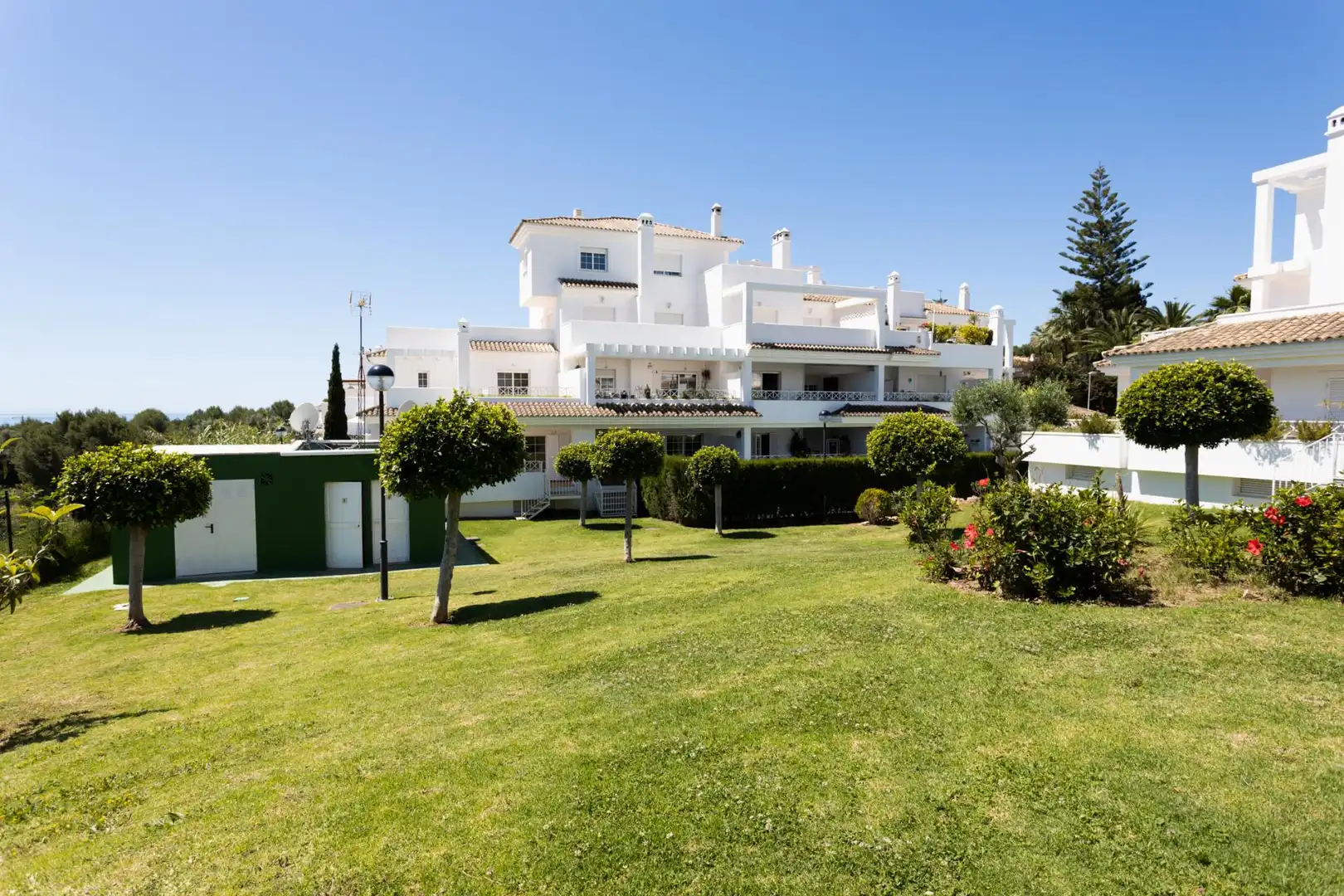 Garten von Wohnung zum Verkauf in Marbella mit Klimaanlage, Terrasse und Balkon