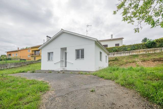 Casa-chalet en Venta en Lugar Lugar Ameas en Carral