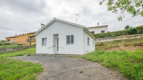 Casa con encanto de 2 habitaciones en San Vicente de Vigo Carral