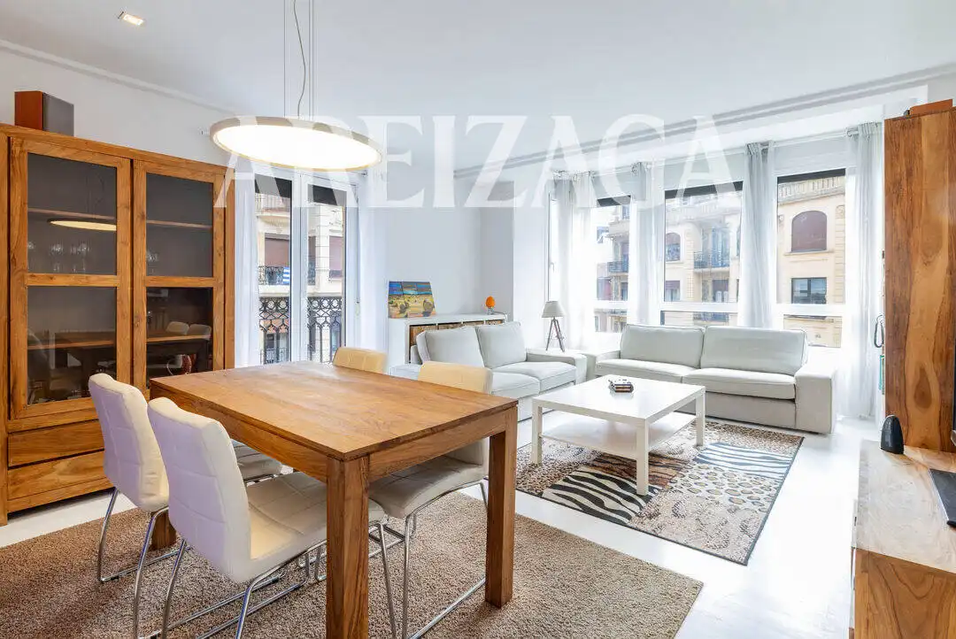 Piso con terraza en venta en Calle Padre Larroca 1, imagen 3