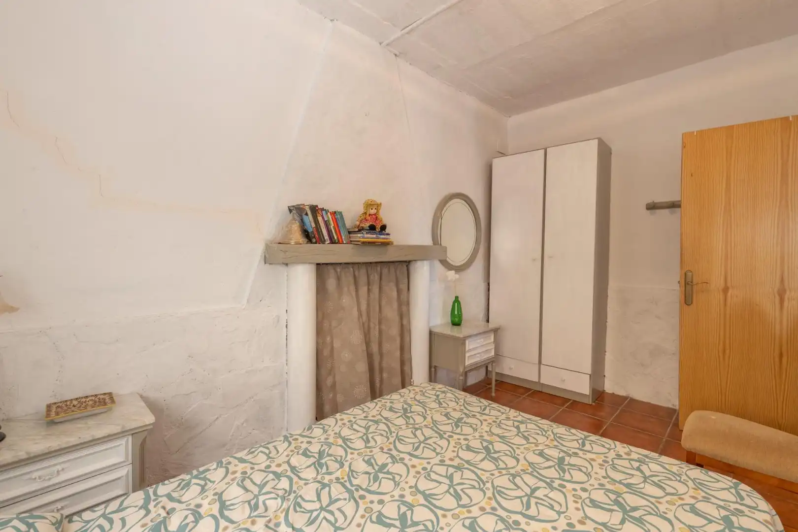 Habitación de Finca rústica en venta en Cogollos de la Vega con Jardín privado y Piscina
