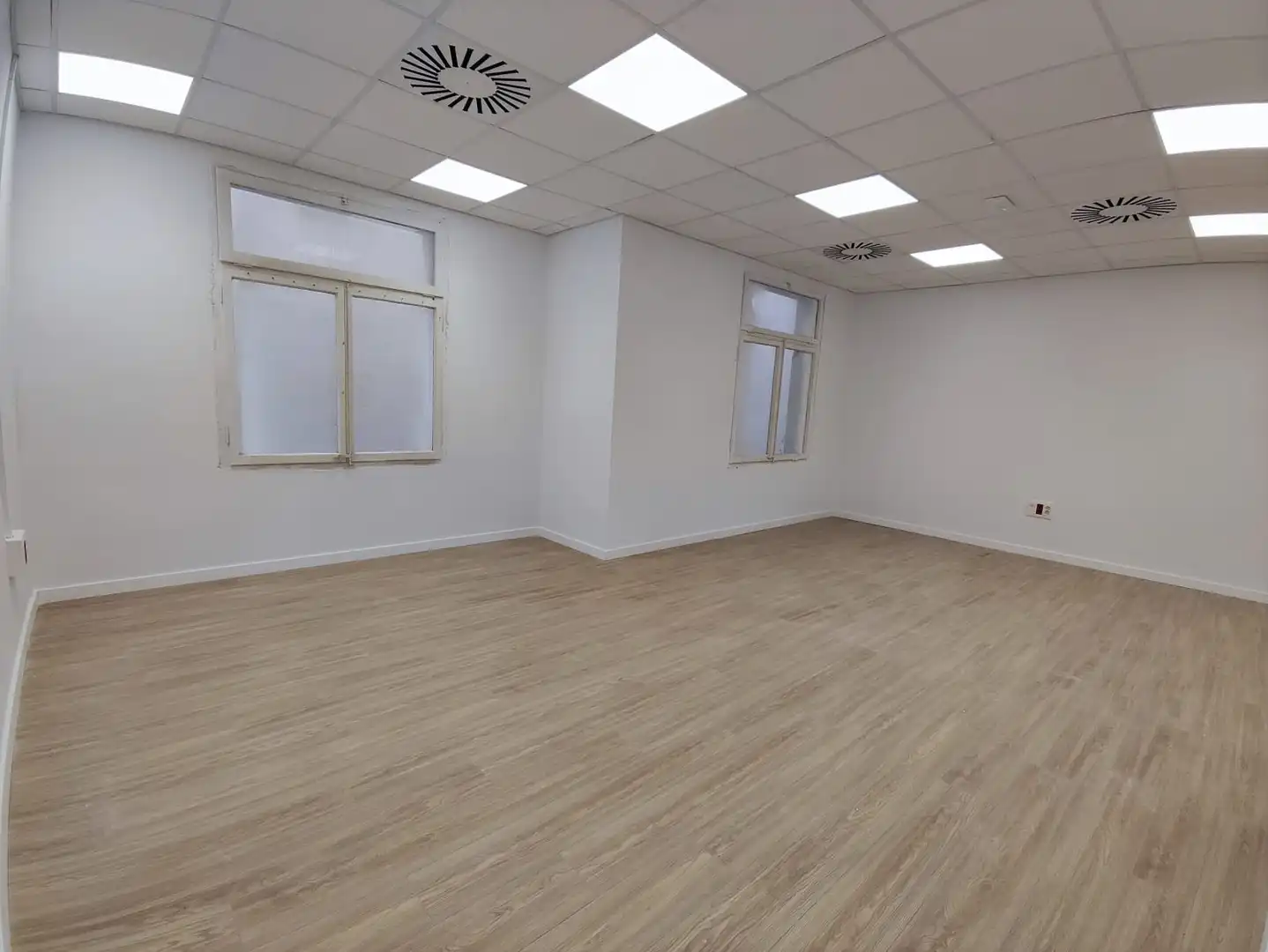 Local comercial de lloguer a Carrer de Còrsega, imagen 22