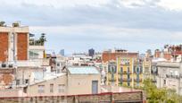 Vista exterior de Àtic en venda en  Barcelona Capital amb Aire condicionat i Terrassa