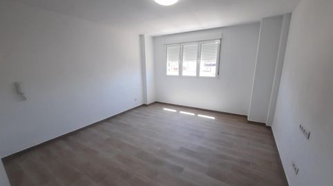 Moderno Piso Reformado en Almansa  Zona San Roque, imatge 2