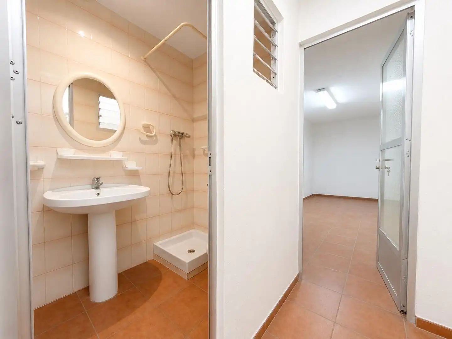 Bathroom of Houses for sale in Museros  with Terrace and Balcony