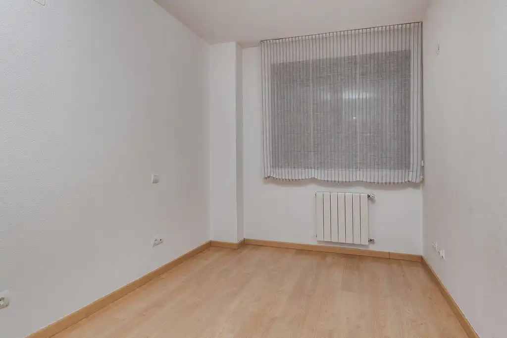 Habitación de Piso en venta en Pinto con Calefacción, Trastero y Piscina