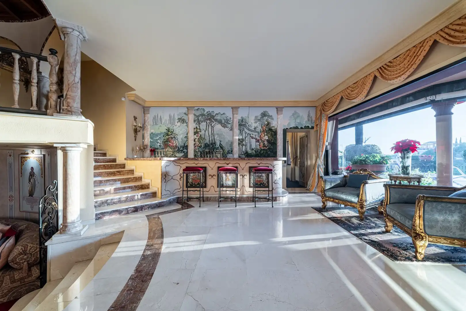Country house zum Verkauf in Benahavís mit Terrasse