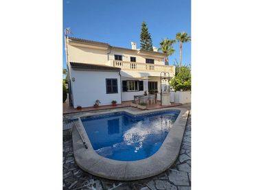 Villa con piscina in vendita a Sant Llorenç des Cardassar