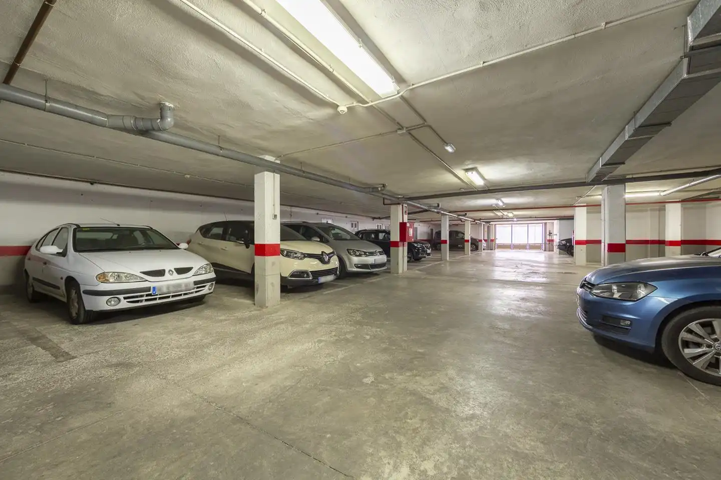 Parking of Ground floor for sale in Almería  with Air Conditioner, Terrace and Storage room