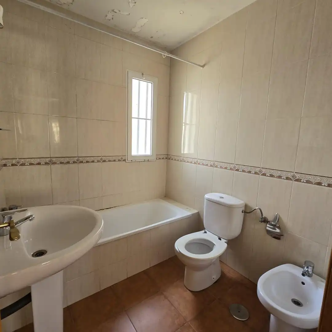 Bany de Casa o xalet en venda en Aspe amb Jardí privat i Terrassa