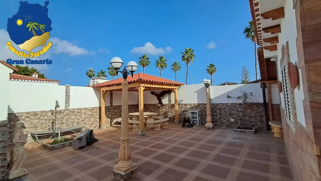 Terrassa de Casa o xalet en venda en San Bartolomé de Tirajana amb Aire condicionat, Terrassa i Moblat