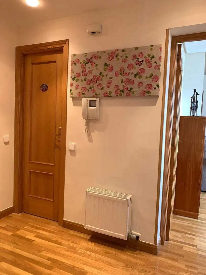 Apartamento de alquiler en  Logroño con Calefacción, Terraza y Amueblado