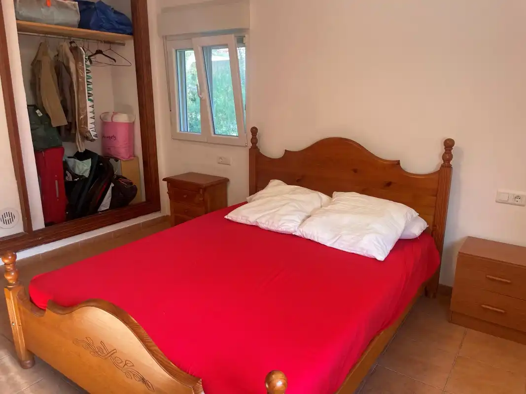 Habitación de Casa adosada en venta en Barx con Jardín privado y Amueblado