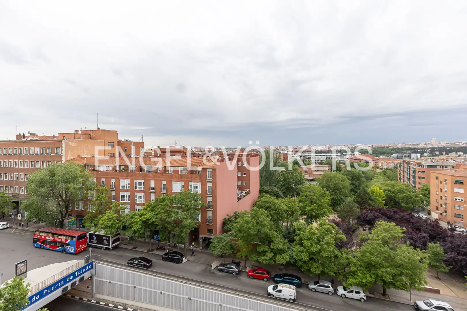 Vista exterior de Pis en venda en Madrid amb Aire condicionat, Calefacció i Parquet