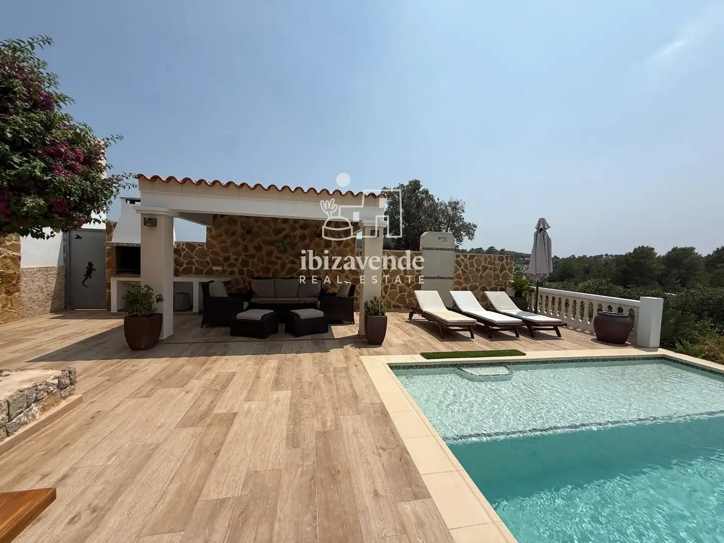 Vista exterior de Casa o chalet de alquiler en Sant Josep de sa Talaia con Piscina y Amueblado