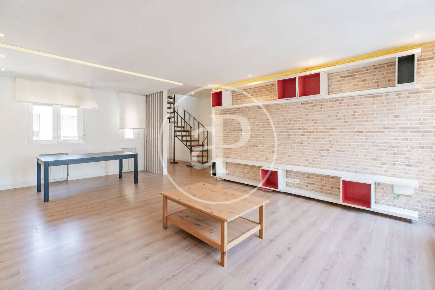 Sala d'estar de Pis en venda en Madrid amb Aire condicionat, Calefacció i Terrassa