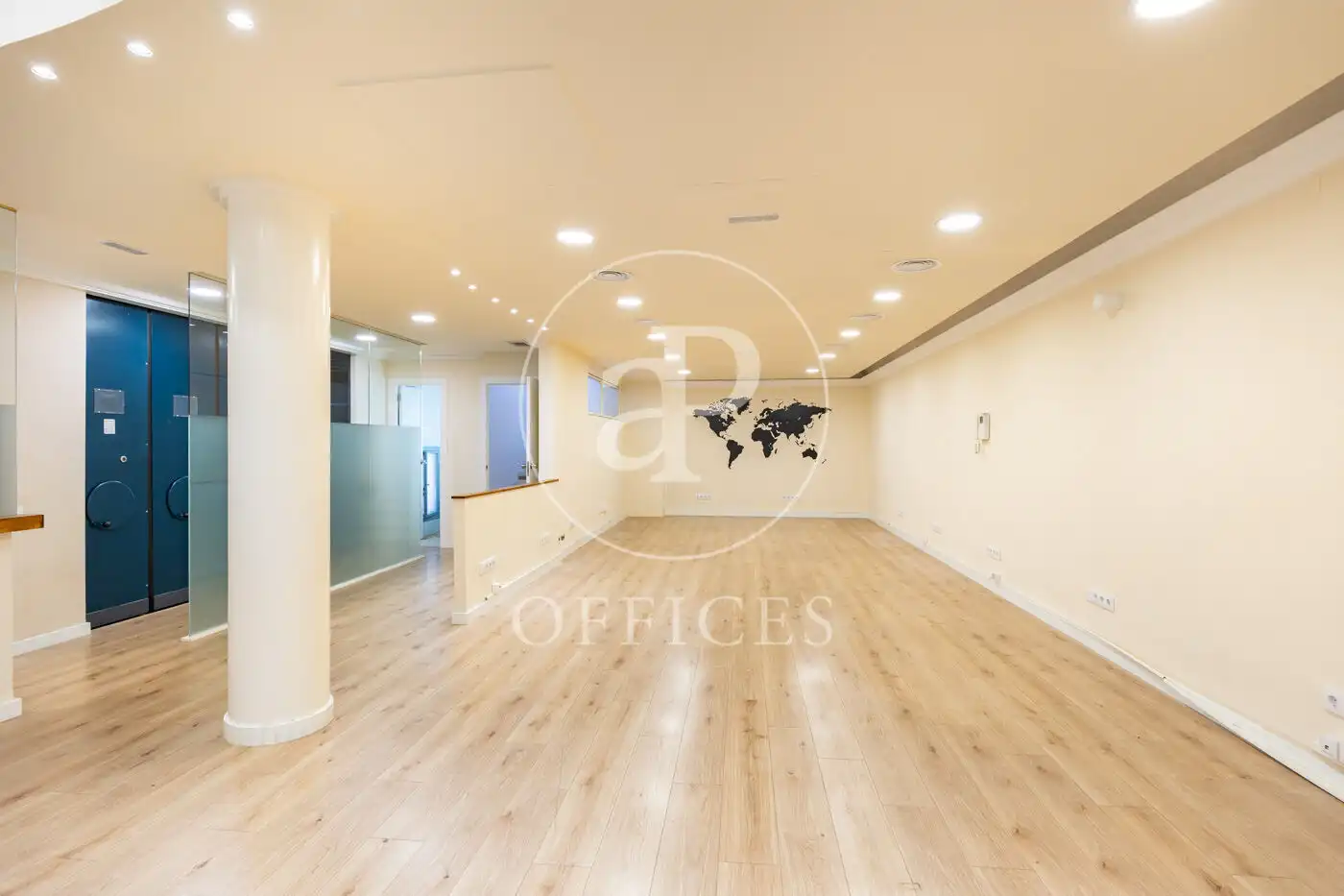 Ufficio con ascensore in affitto a Carrer de València