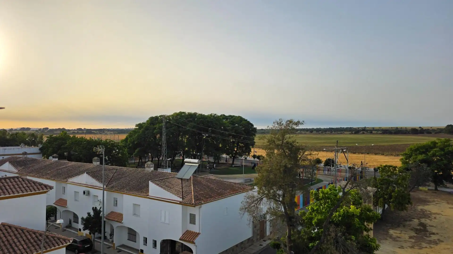 Vista exterior de Pis en venda en Jerez de la Frontera amb Calefacció i Balcó